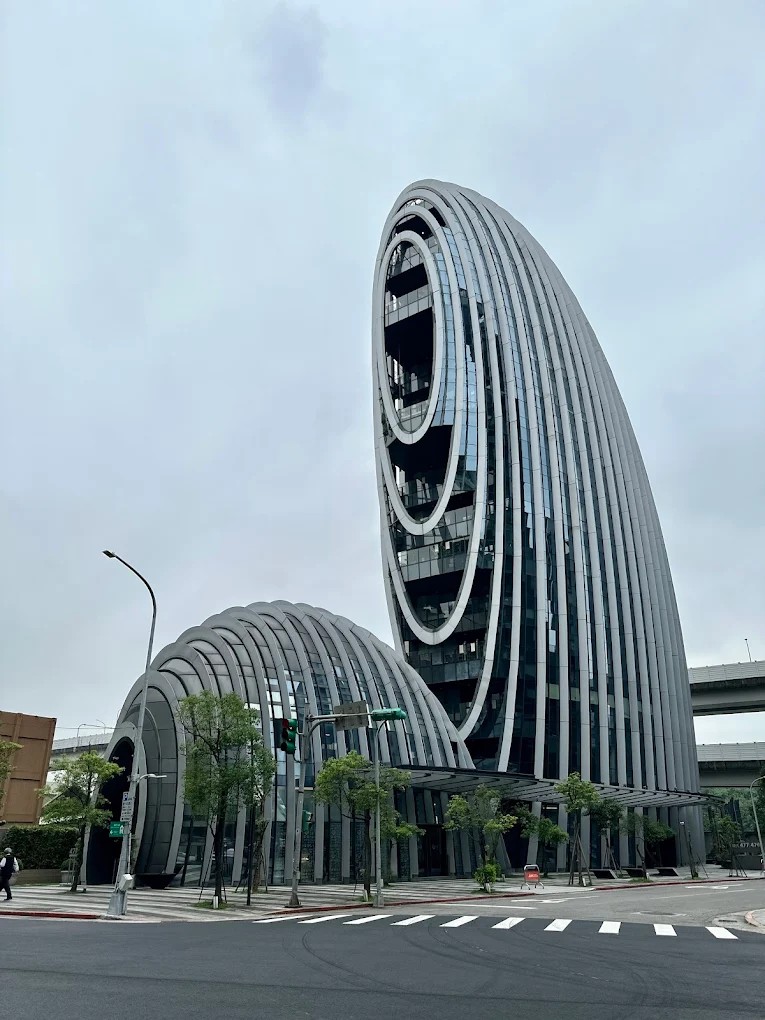 拓建築